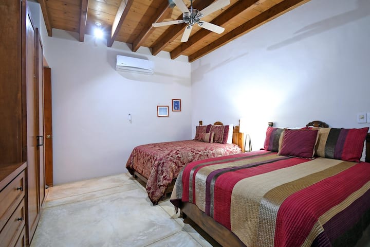 Dhomë gjumi 4