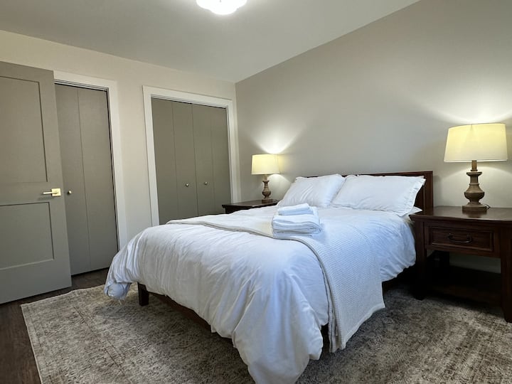 Dormitorio principal con baño contiguo 