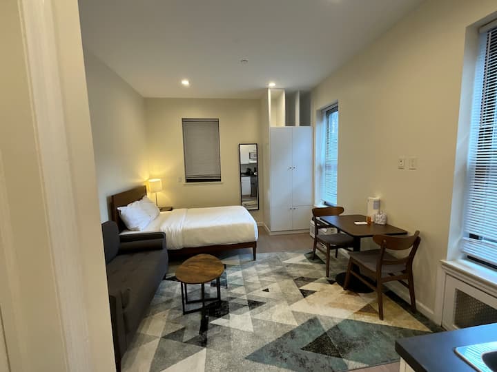 New Renovated Uws Private Bath Studio Elevator 52a - New York