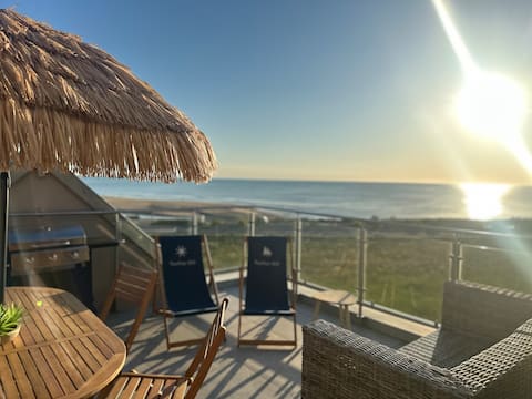 Triplex, 180-degree panoramic sea view