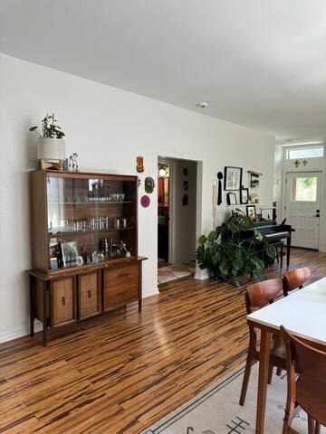 Peaceful Weekend stay in DNVR gallery image 4