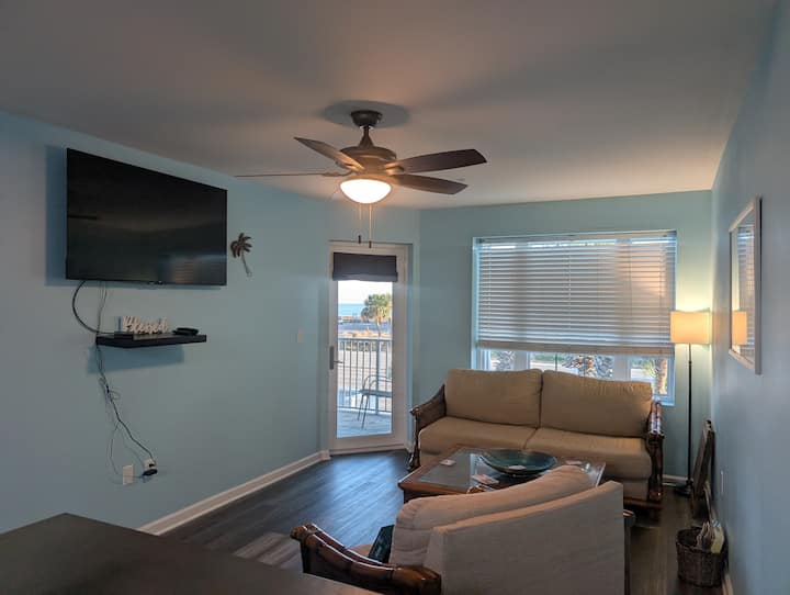Beach Getaway! - Orange Beach, AL