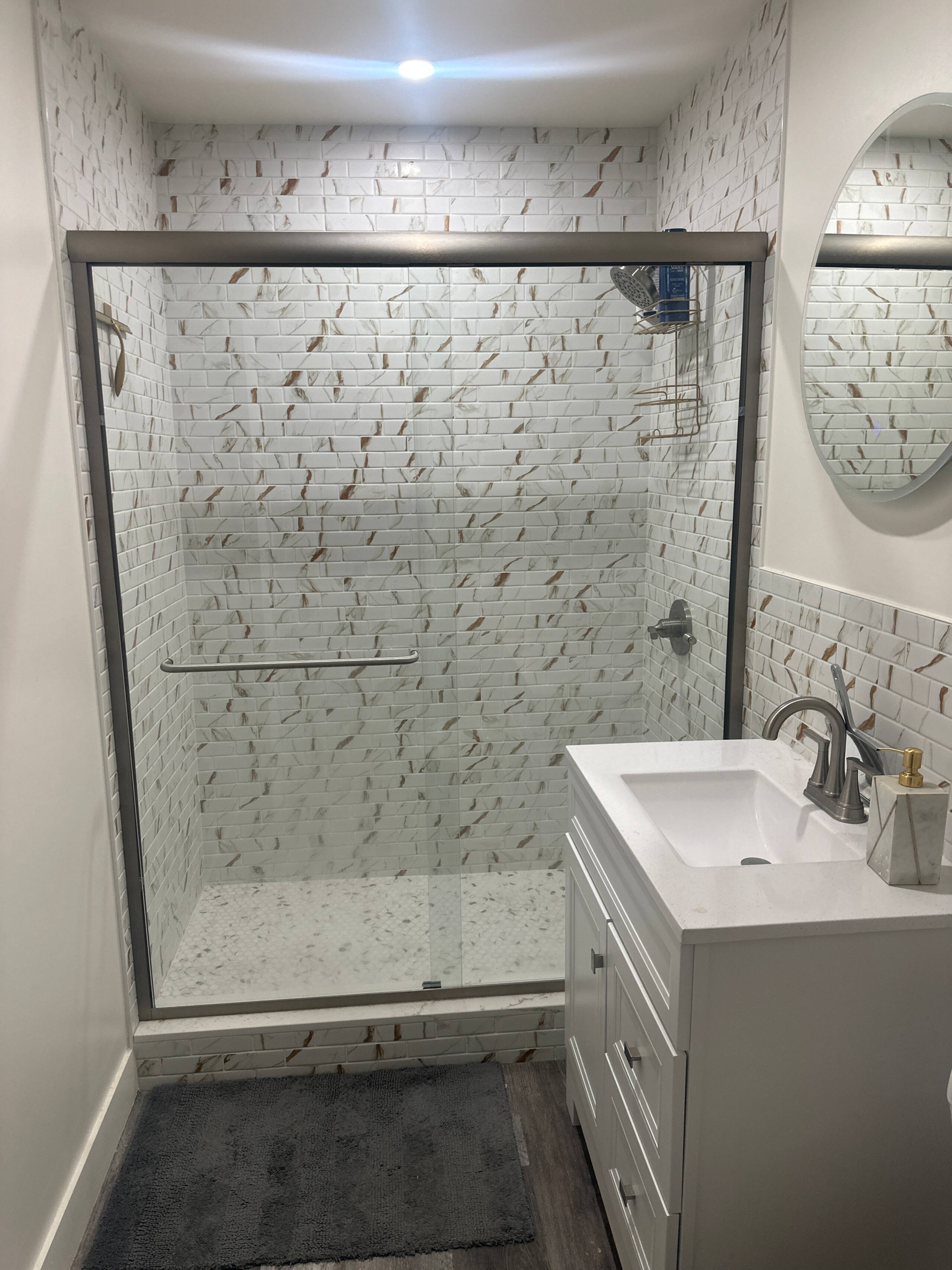 “Cozy 2BR/1BA Retreat - Photo 6