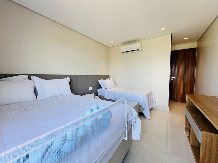 საძინებელი 4