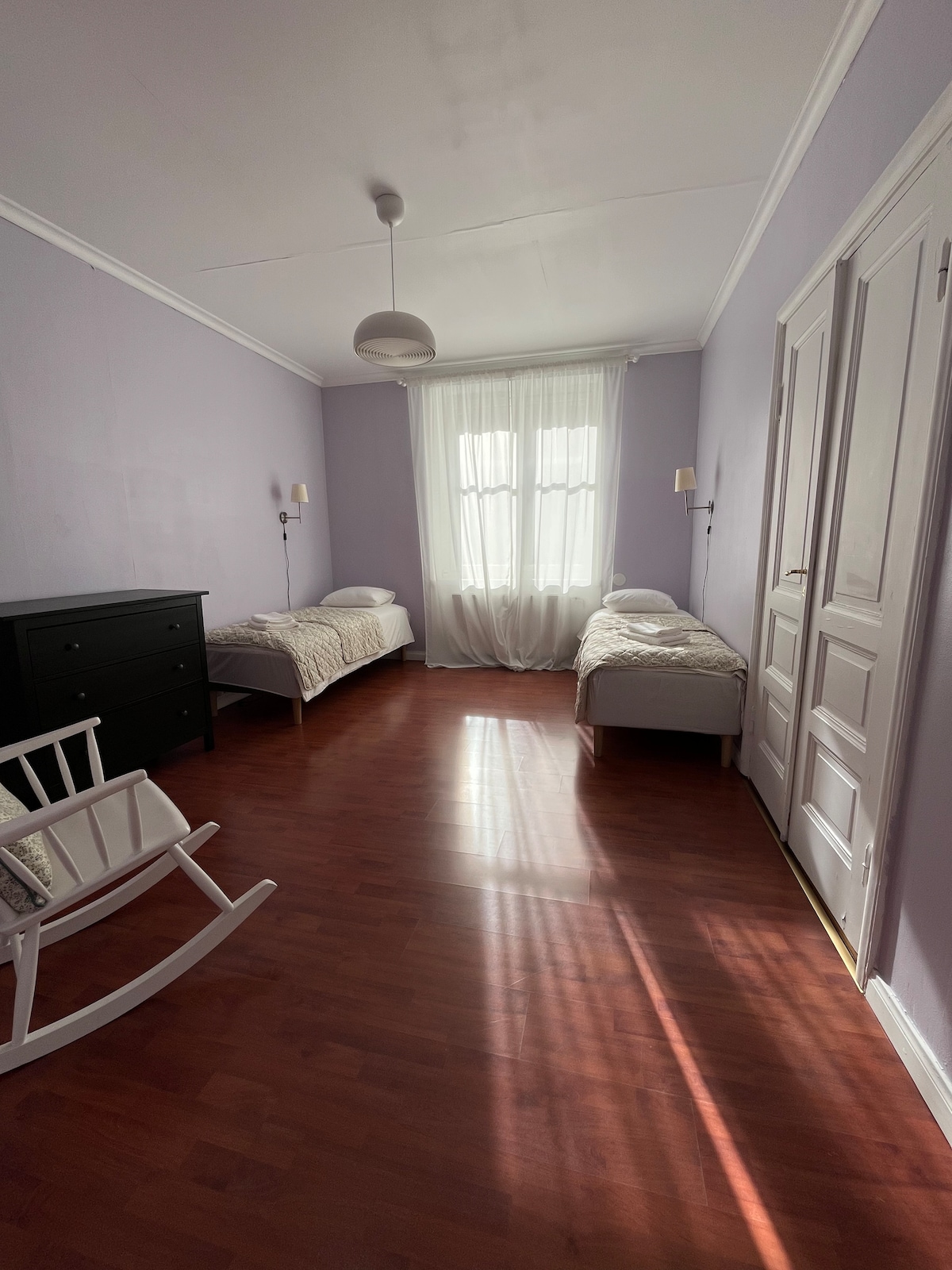 غرفة النوم 2