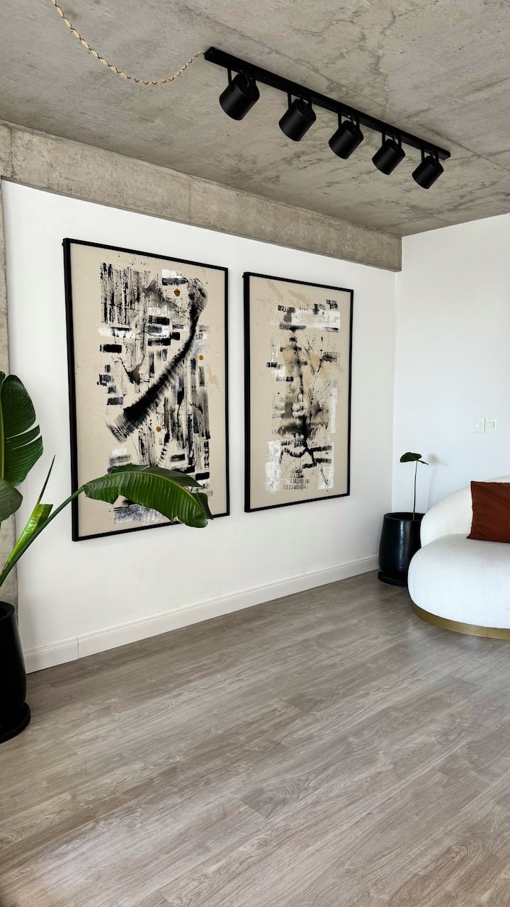 Meeting or content-creation space in Olivos