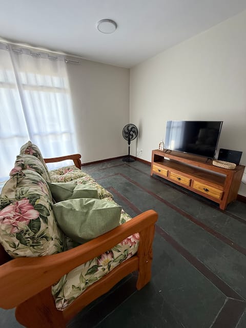 Top performing Airbnb: A small apartment near the Feirinha and Praia do Forte in Macaé Rio Das Ostras Cabo Frio