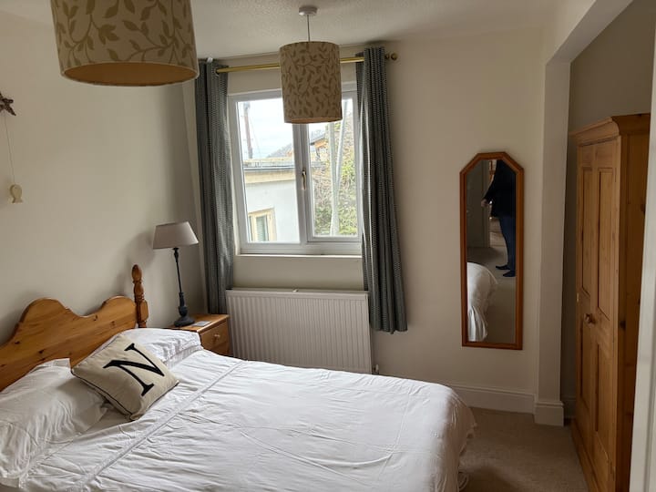 غرفة النوم 1