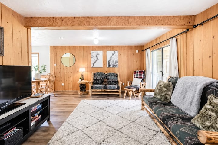 Snake River Cabin+wifi+ac+25min - Island Park, ID