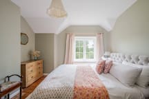 2 Pound Cottage rental in Pound Corner