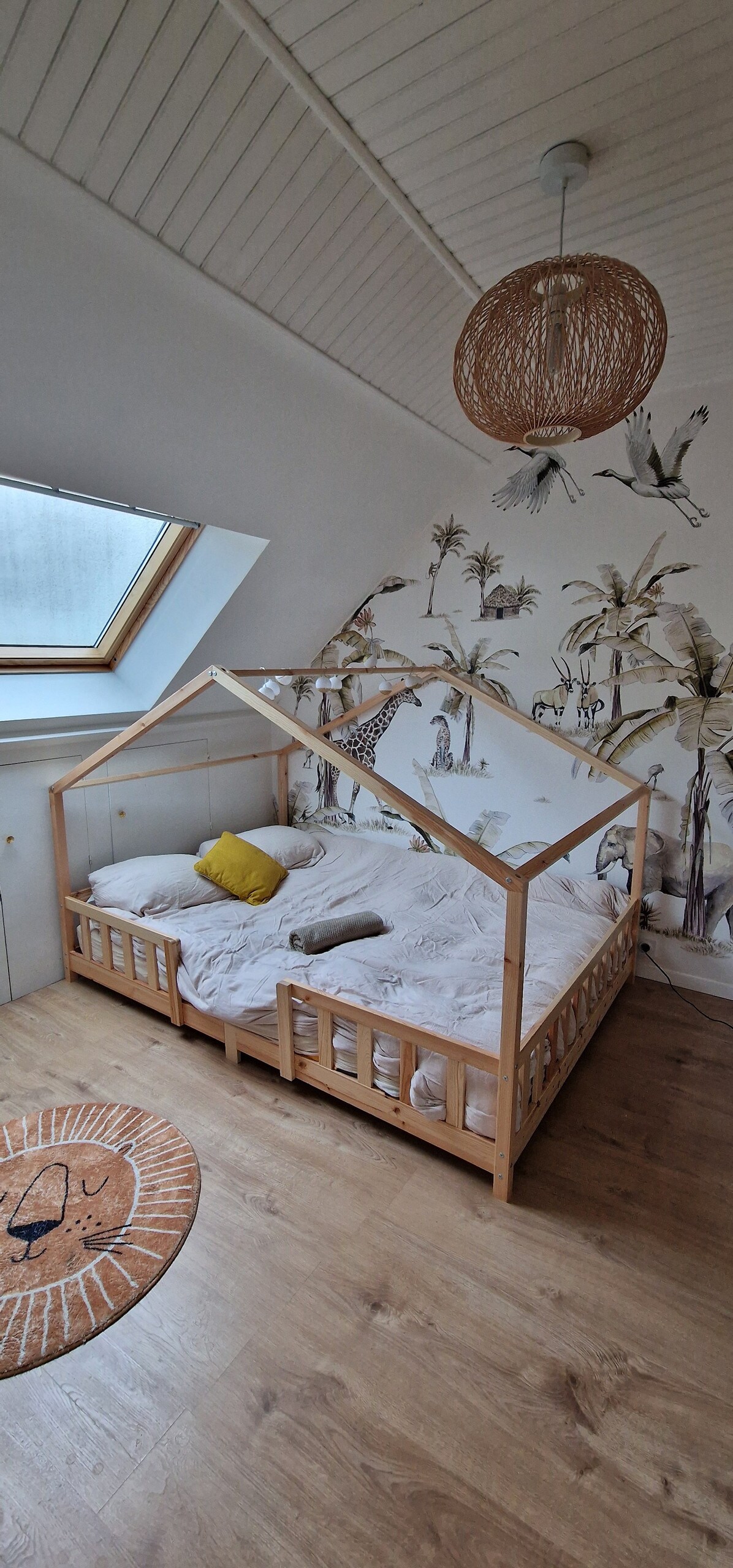 საძინებელი 4