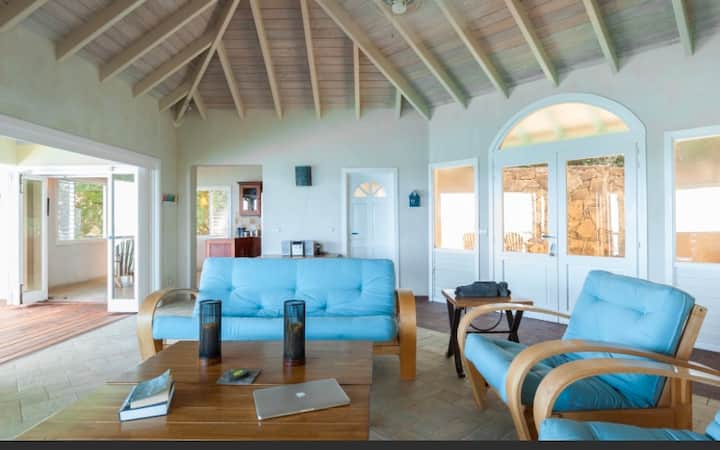 Polaris Villa. Stunning  View, Pool, Beach Nearby. - Antigua and Barbuda