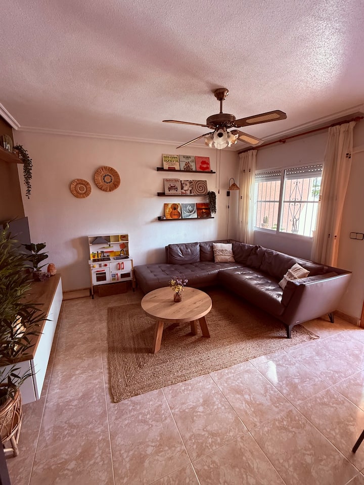 მისაღები ოთახი