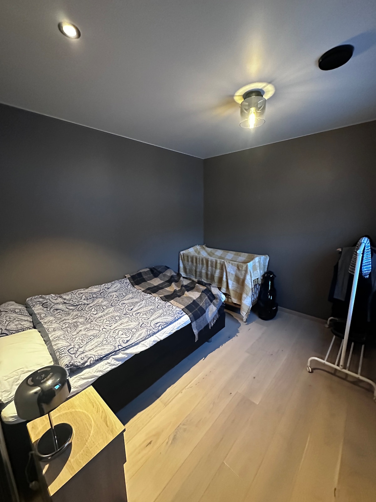 საძინებელი 4