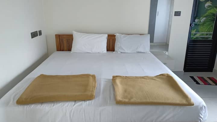Bk Farmhouse Homestay - Neyyattinkara