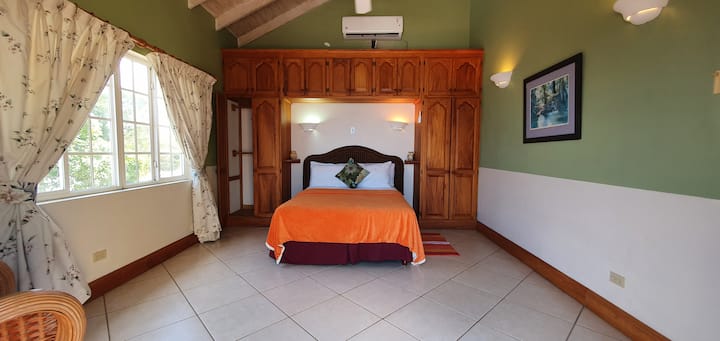 Upstairs bedroom