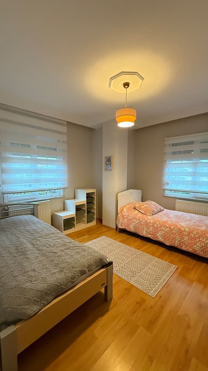 غرفة النوم 1