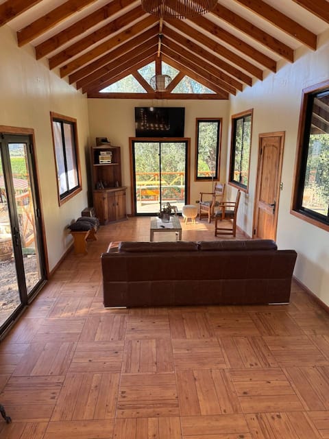 Popular Airbnb listing: El Quillay 6+ people Terrace+ tinaja (stone tub) + wilderness in Melipilla
