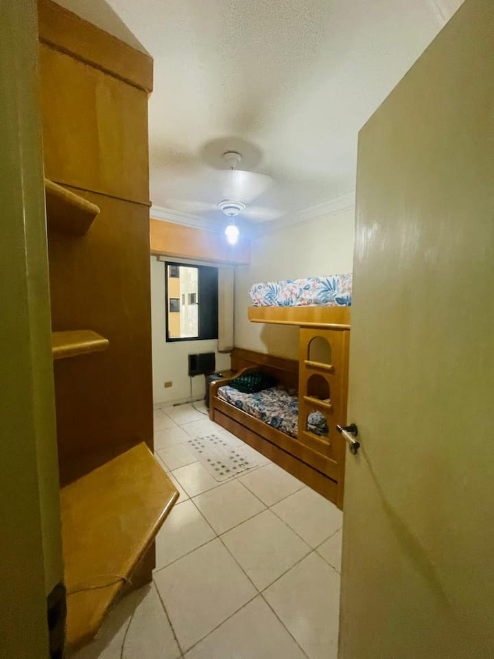 Sehemu ya chumba cha kulala 2