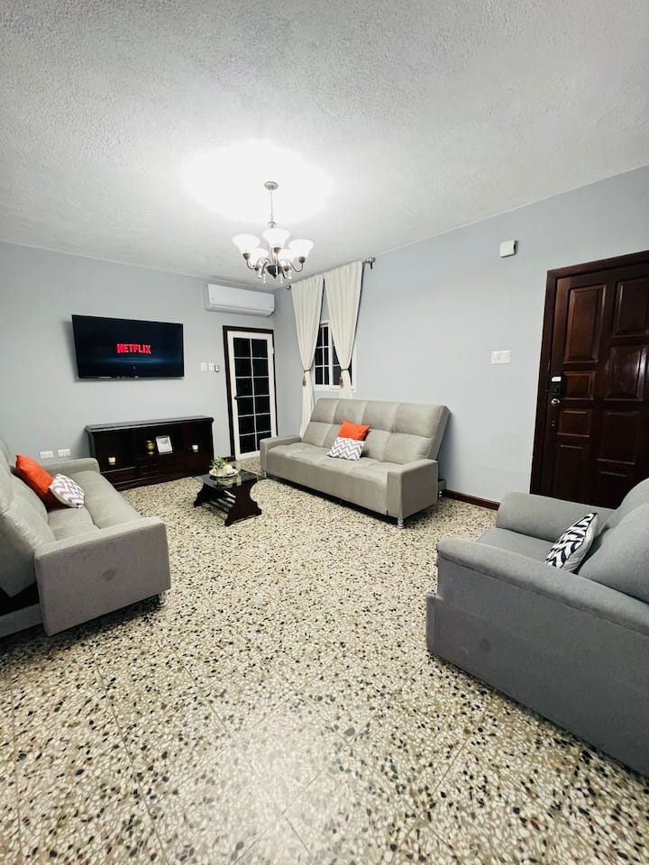 Los Pinos Residencia, A 5 Minutos De La Basilica - Departamento de Ocotepeque