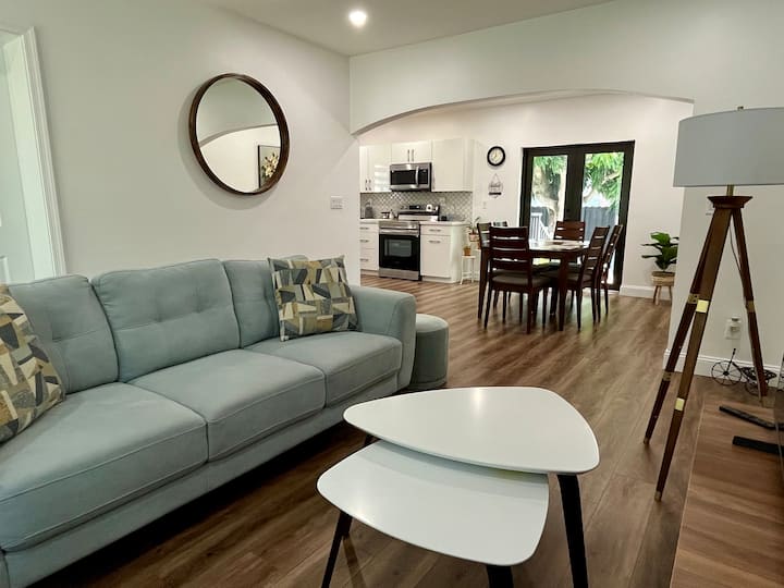 Casa Delia – Your Modern Oasis In Little Havana - Miami, FL