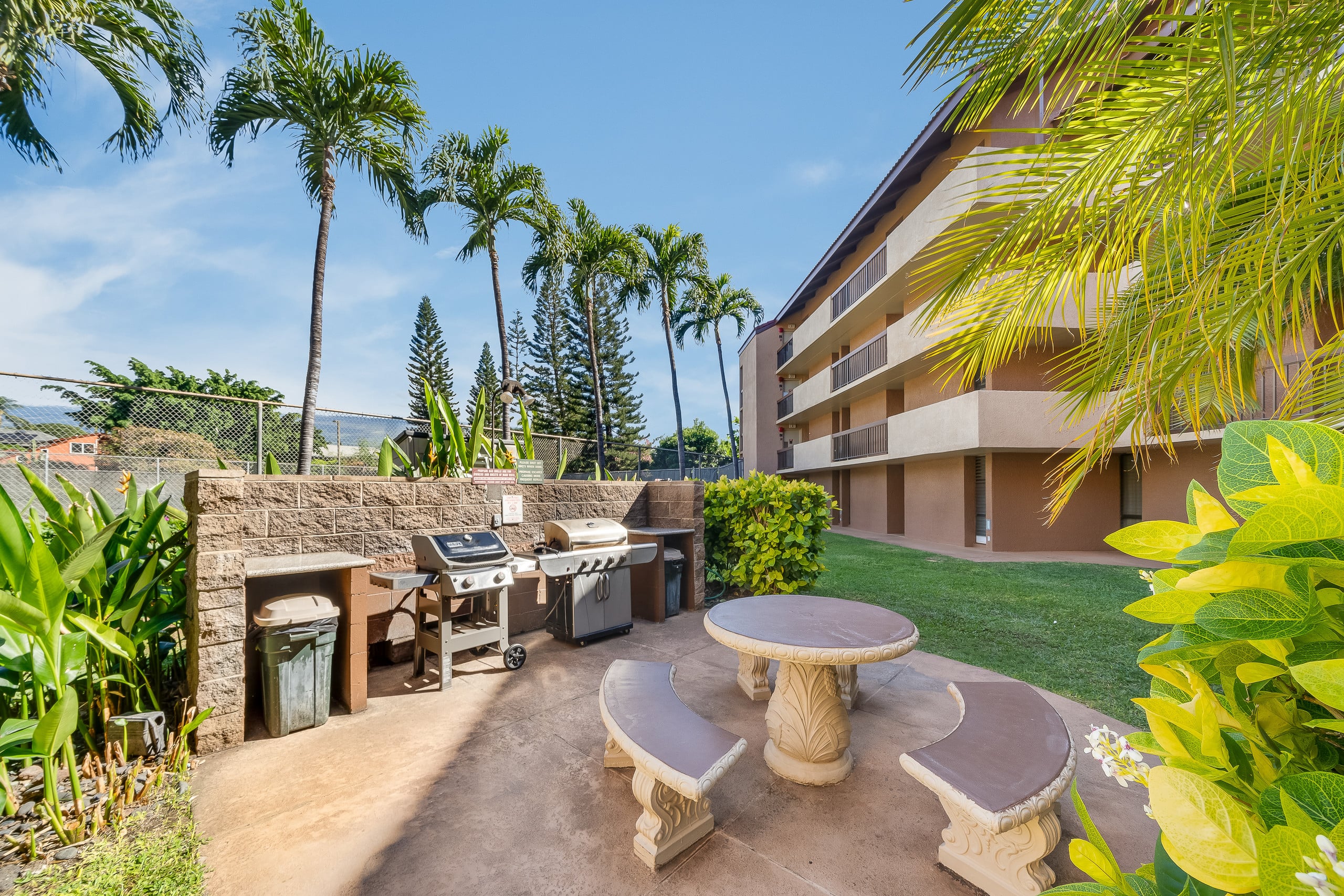 Condo in Kihei · ★4.89 · 1 bedroom · 2 beds · 1 bath - Image 30