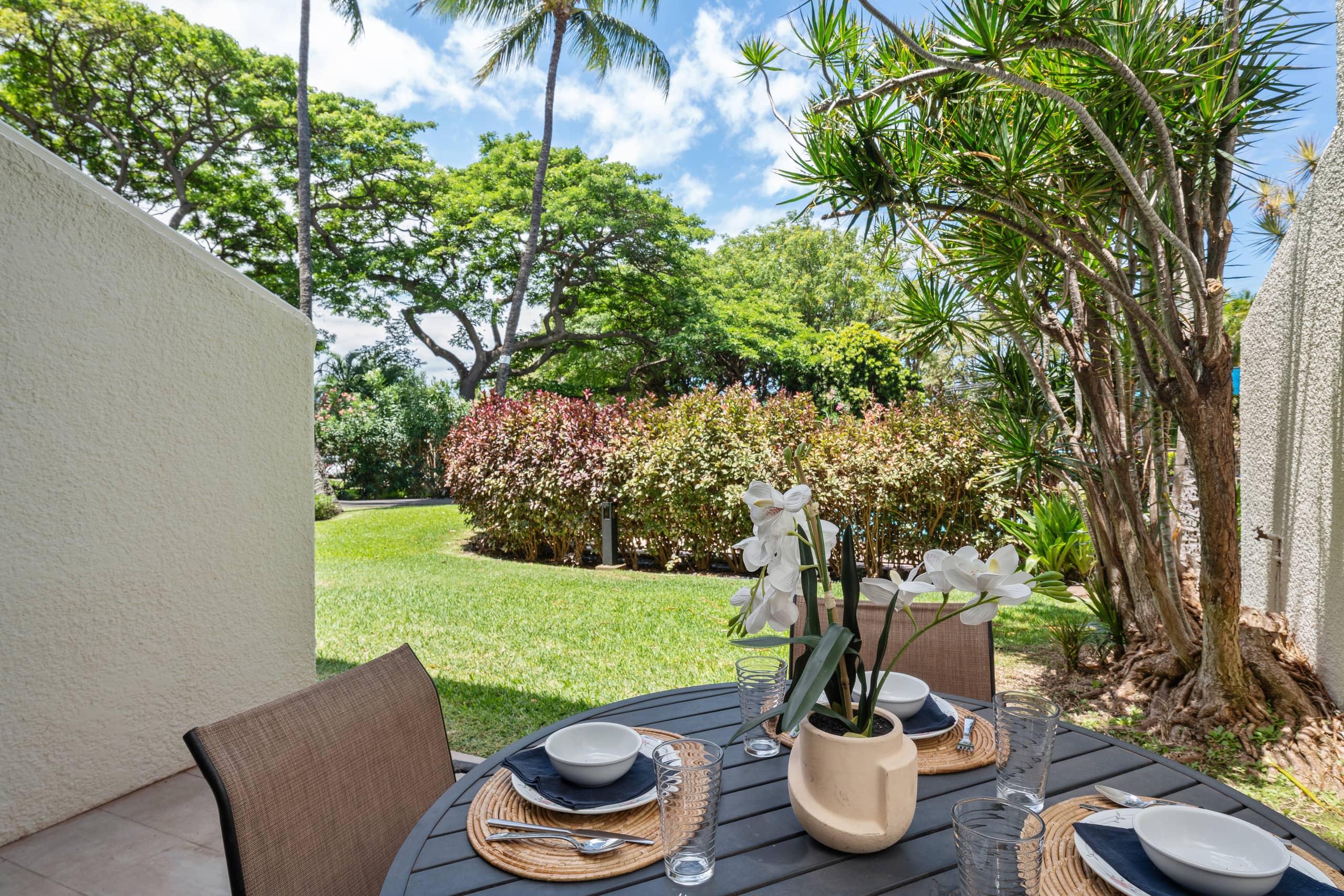 Condo in Kihei · ★4.89 · 1 bedroom · 2 beds · 1 bath - Image 8