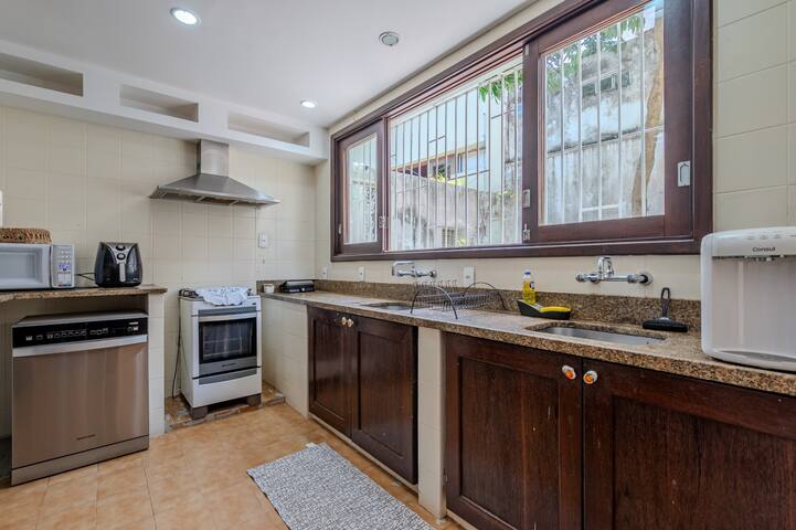 Casa Santa Teresa – piscina e área gourmet! gallery image 5