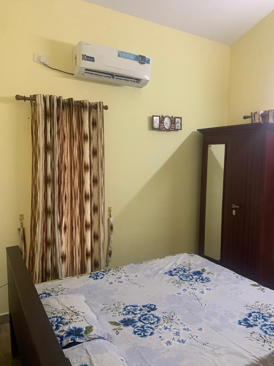 غرفة النوم 1