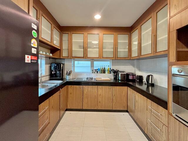 Villa>250m²/BBQ/Graden/BTS&Mall/Parking/WiFi&NFLIX gallery image 5