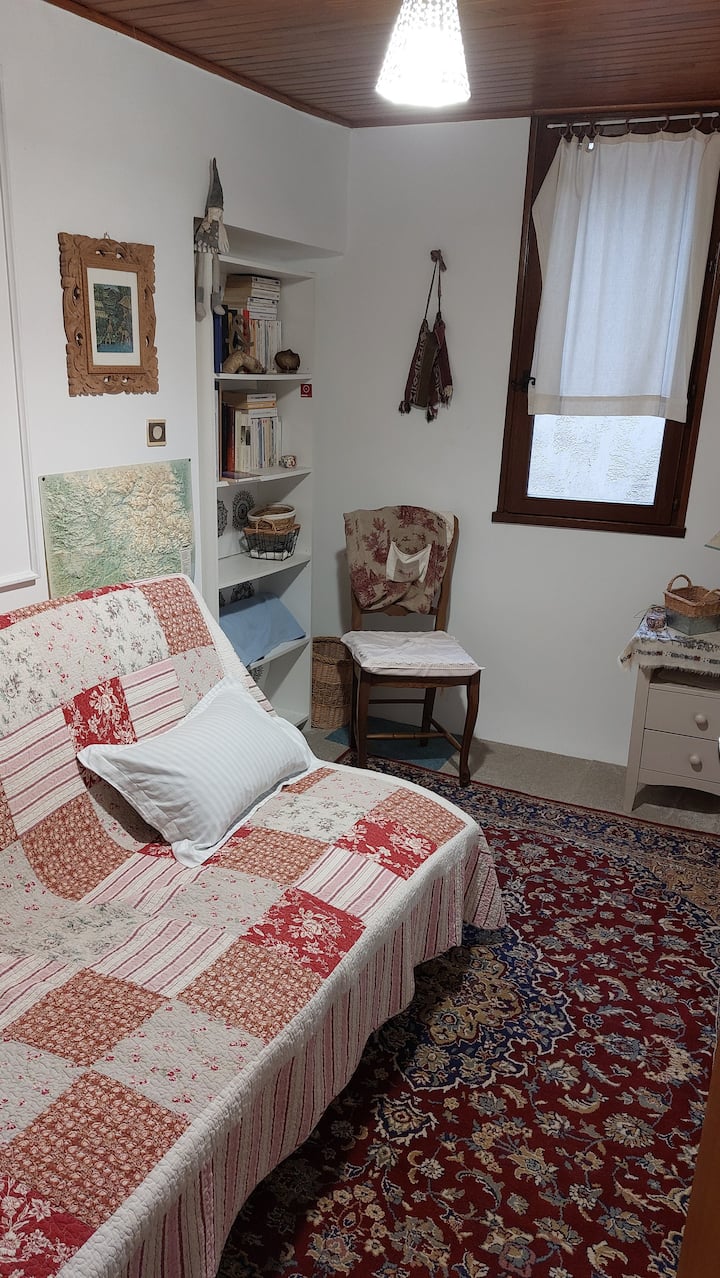 საძინებელი 2