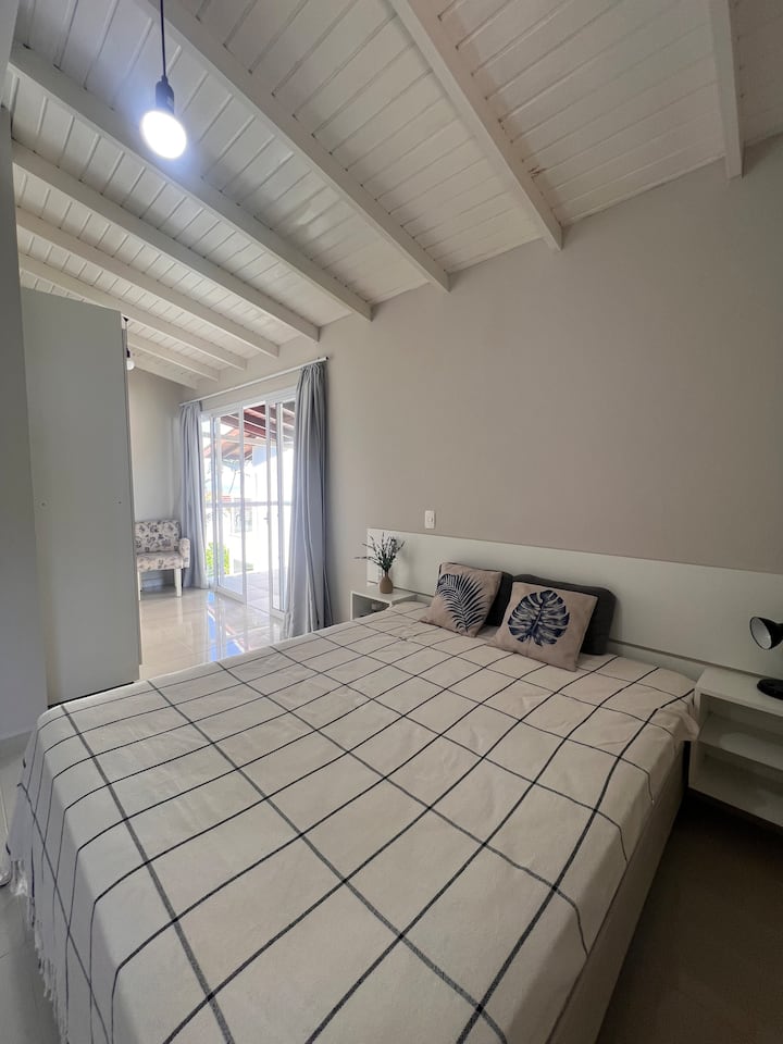 საძინებელი 4