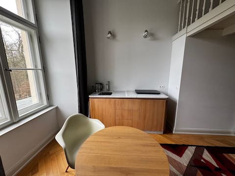 Top performing Airbnb: New loft in Schloss Lanke! in Brandenburg