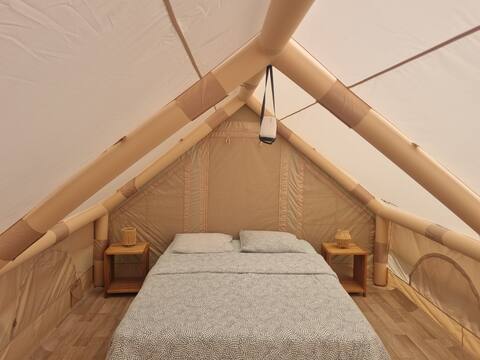 Tom's tent