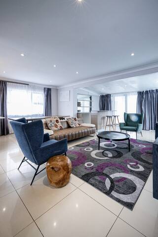 5 mins to beach; perfect getaway to unwind gallery image 5