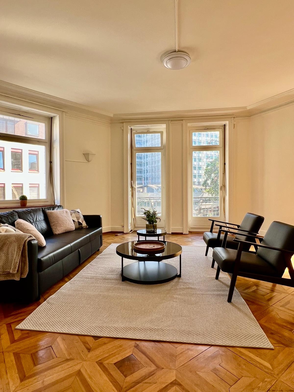 Successful Airbnb property: Apartment with two bedrooms & balcony in Enge