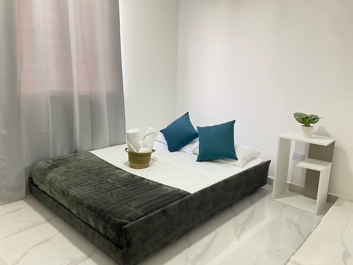 غرفة النوم 2