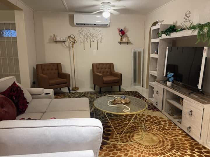 Newly Built Tropical Guest House - Saint Croix