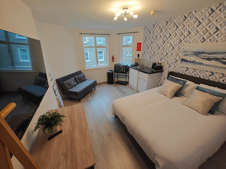 Cosy Studio In Kensington - London