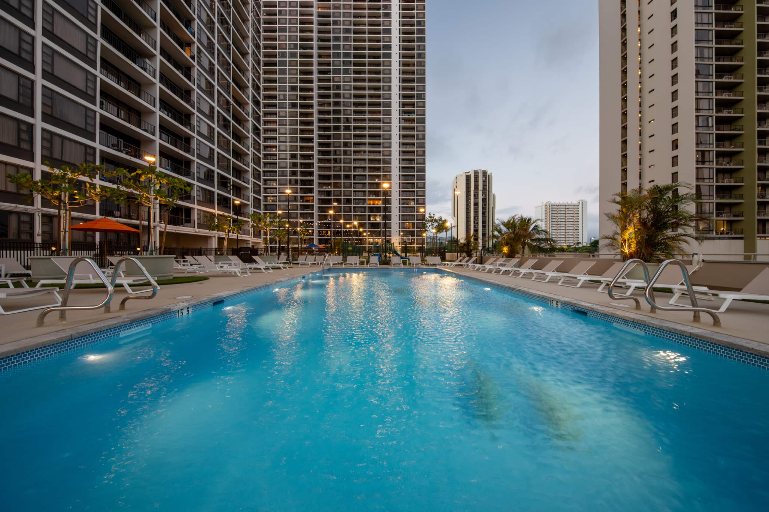 Panoramic Ocean & Diamond Head View l Free Parking - Image 3