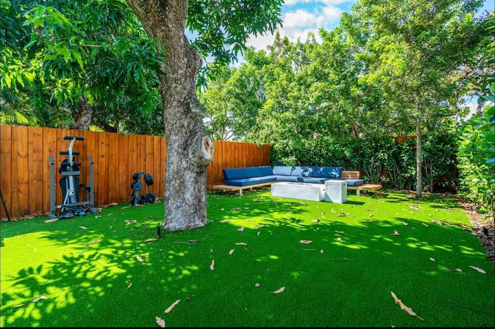Villa Ibiza Avec Piscine - Miami, FL