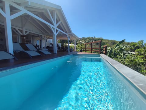 Villa Franco – Leroux Beach 600 m away – Sea view