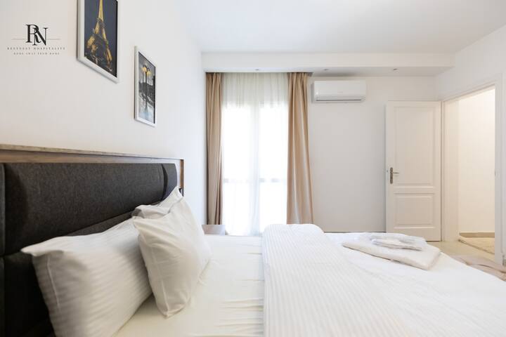 Glorious 2 BDR In Rehab City: Bedroom 1