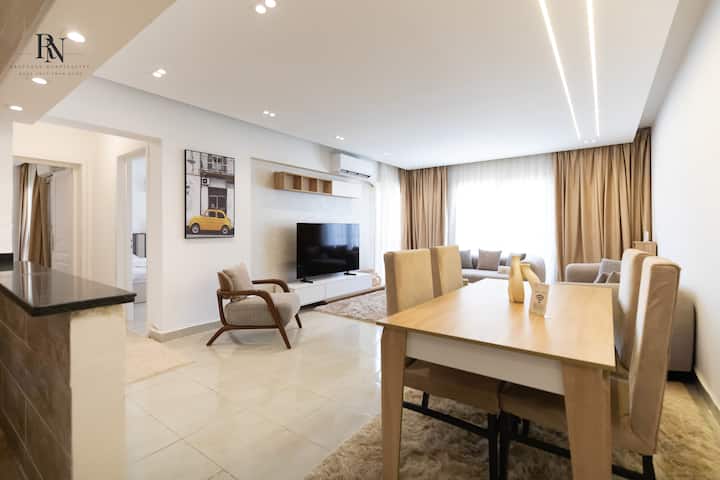 Glorious 2 BDR In Rehab City: Living room