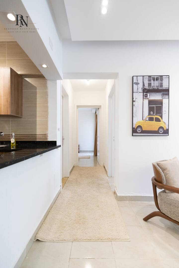 Glorious 2 BDR In Rehab City: Living room