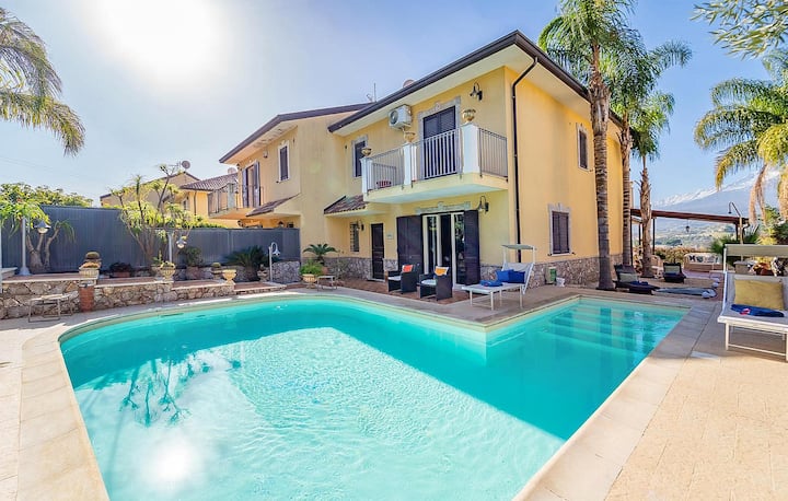 Amazing Home In Trappitello - Giardini-Naxos