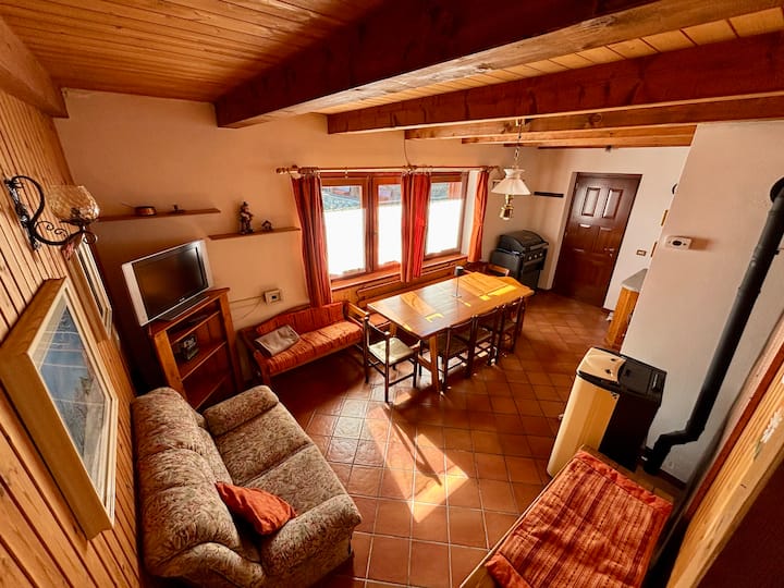 Caldo & Accogliente Chalet Cheggio"obrigado House" - Piedmont