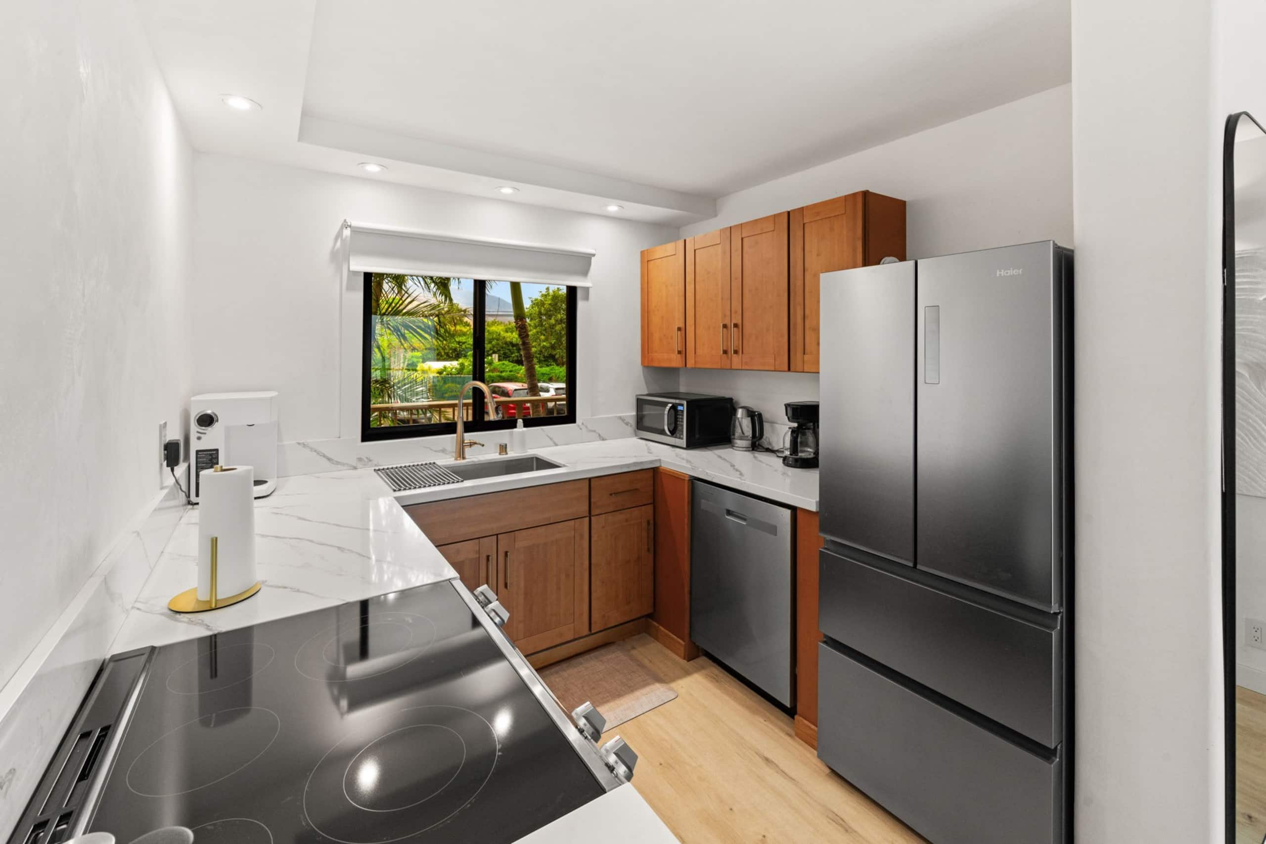 Condo in Wailuku · ★5.0 · 2 bedrooms · 3 beds · 2 private baths - Image 14