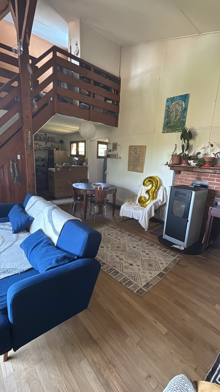 Chalet Charmant Face Au Lac - Lac de Vassivière