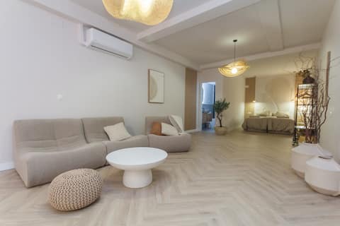 Top Airbnb: Andalusian jewel in La Trinidad (Centro)